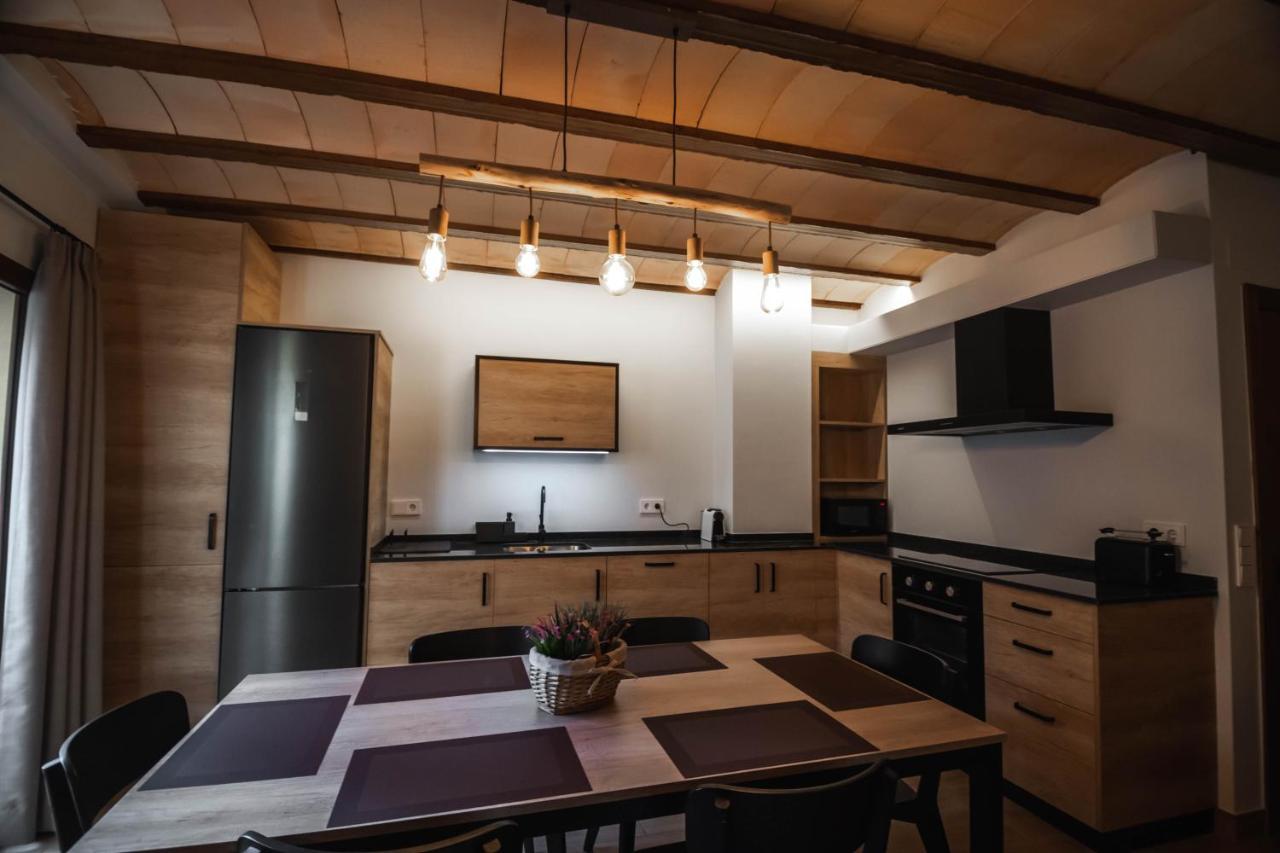 Cal Negret Rural Apartments Alos de Balaguer Экстерьер фото