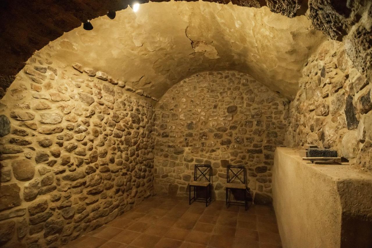Cal Negret Rural Apartments Alos de Balaguer Экстерьер фото