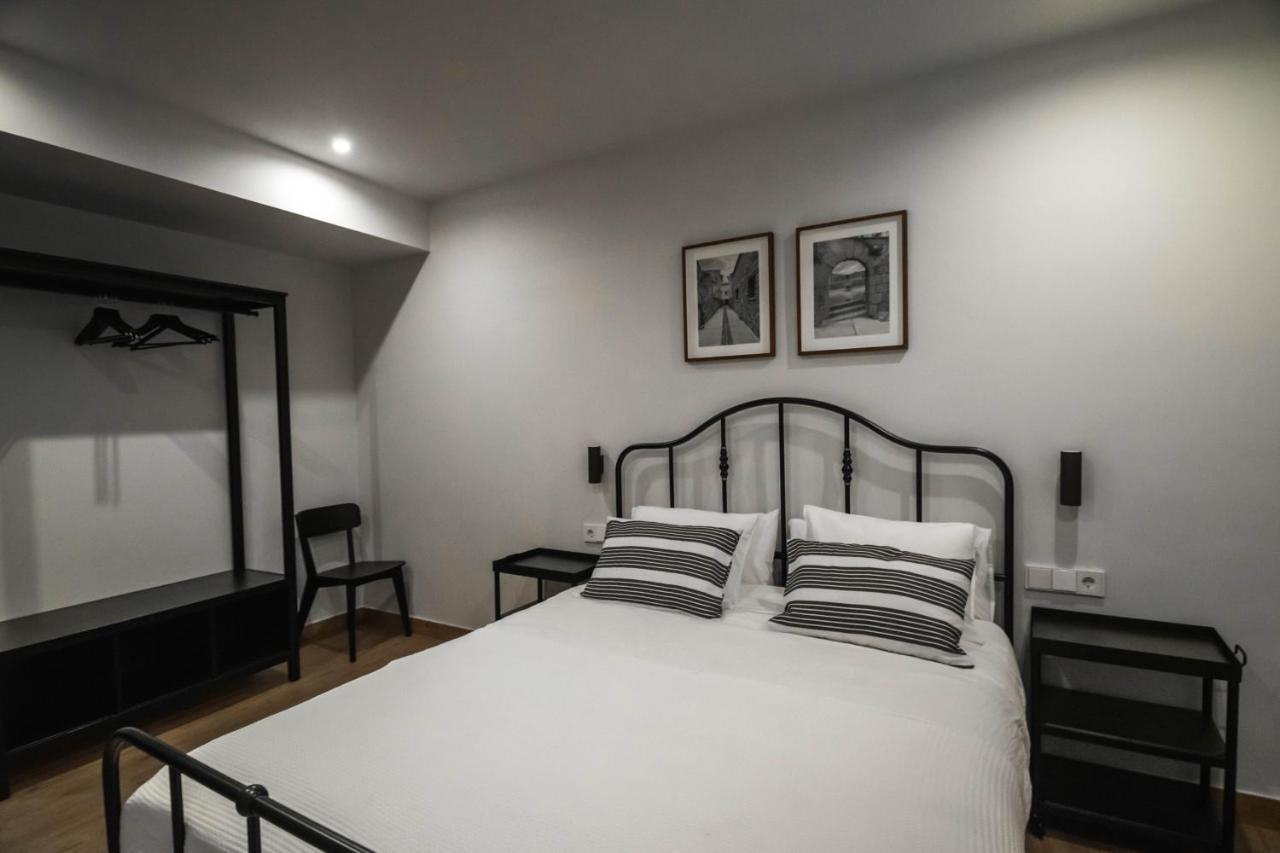 Cal Negret Rural Apartments Alos de Balaguer Экстерьер фото